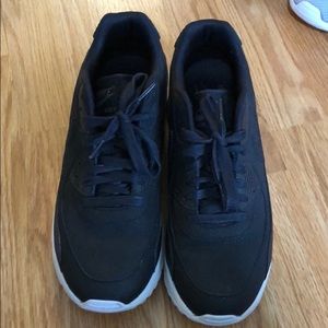 NIKE WOMEN'S AIR MAX 90 ULTRA SE size 10.5